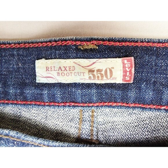 Levi's Size 10M Womens 550 Relaxed Bootcut 31 Inch Inseam Blue Denim Logo Jeans - Picture 7 of 12